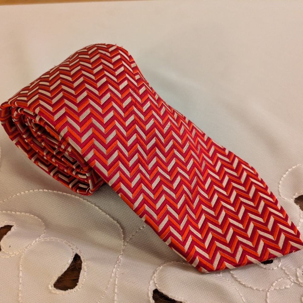 Bolgheri - Red Chevron Patterned Tie - 100% Silk - Made In Italy